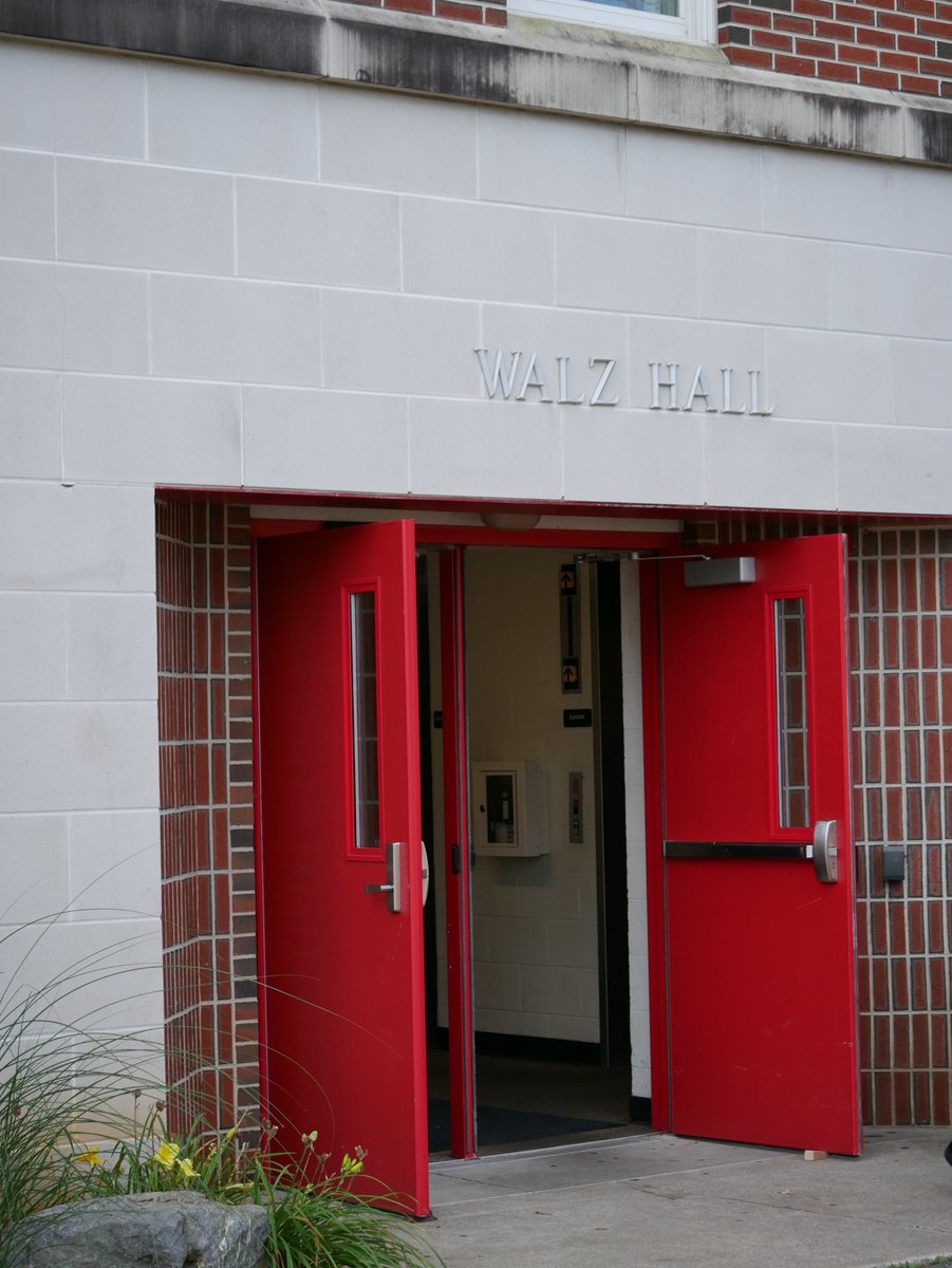 Happy move in day <a href="/Muhlenberg/">Muhlenberg College</a> Class of 2024! #muhlenbergcollege #muhlenberg2024