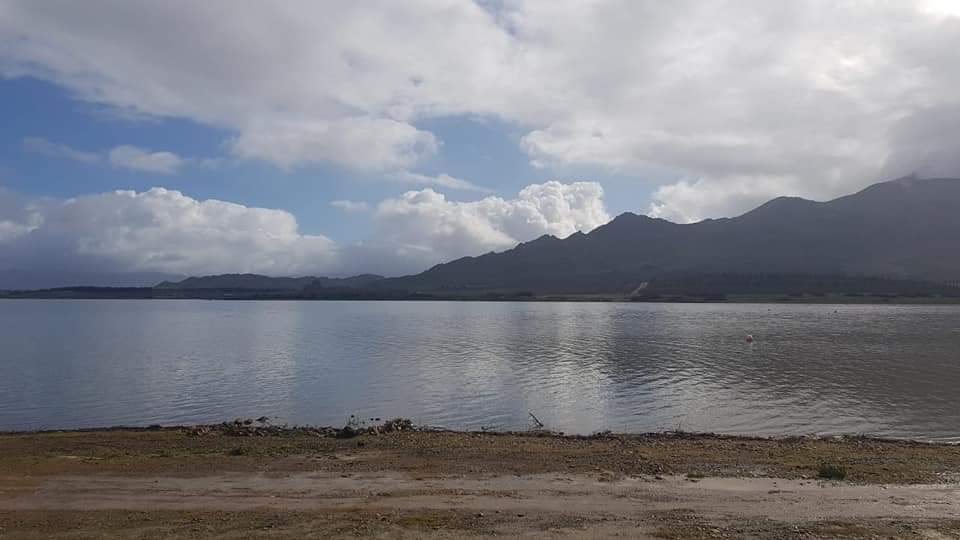 After all the rain of the past few days, the ground around the Theewaterskloof Dam is saturated and the streams and rivers are flowing strongly, bringing the melting snow down from the mountains to the Dam. Currently the Theewaterskloof Dam is 83.8% full, stay safe and warm, Neil