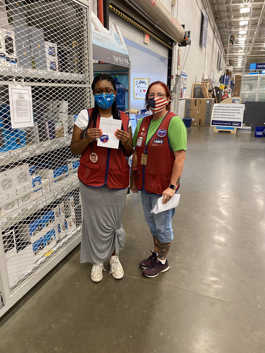 Lowes #1909 tweet media