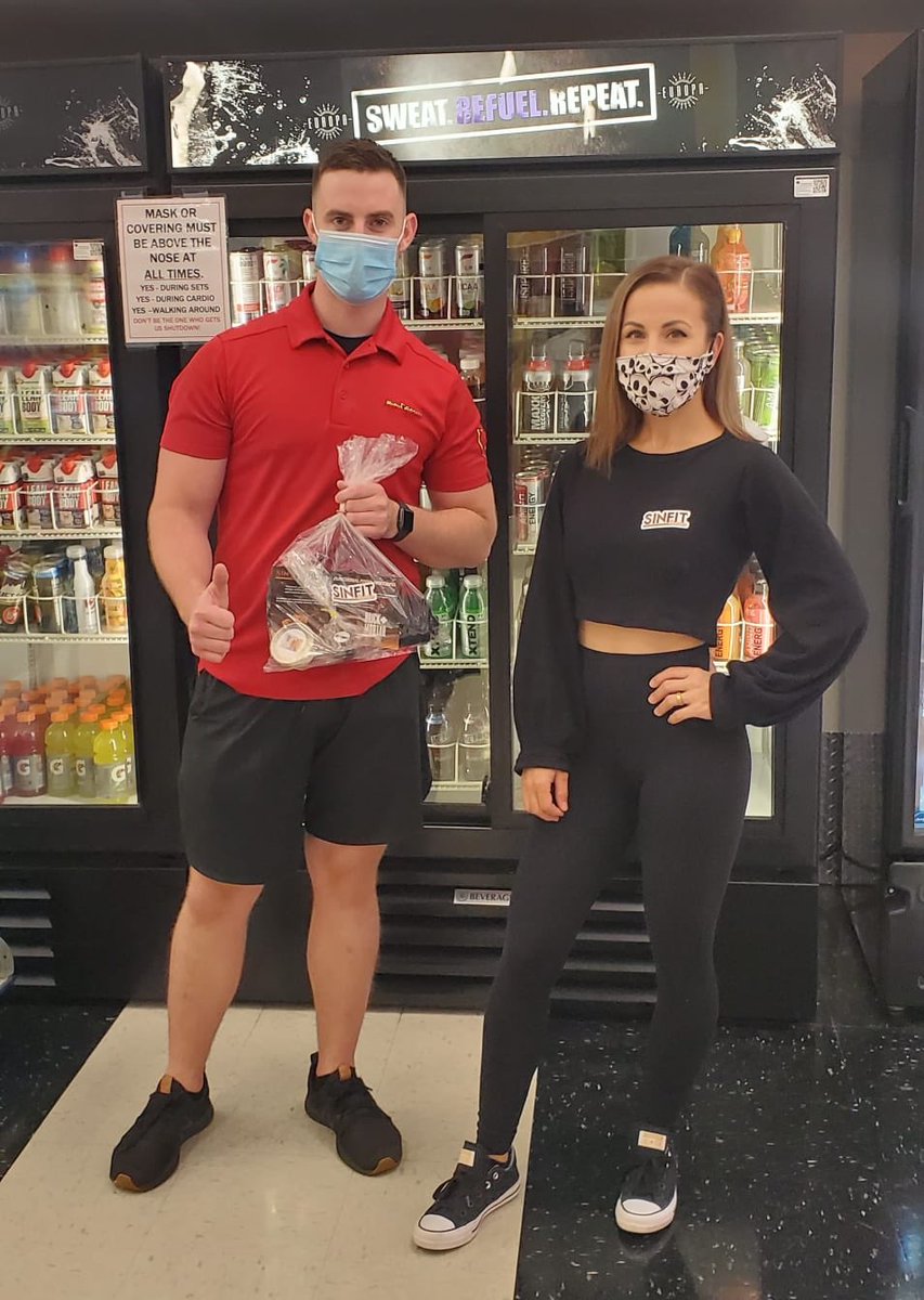sinfitnutrition's tweet photo. $GTEH Great event last night at another large fitness chain that loves their #sinfitnutrition Thanks Retro Fitness Cooper City for all the love. Great job Harold and Adriana. #bigchains #sinfittakeover https://t.co/VHuiabIl4J