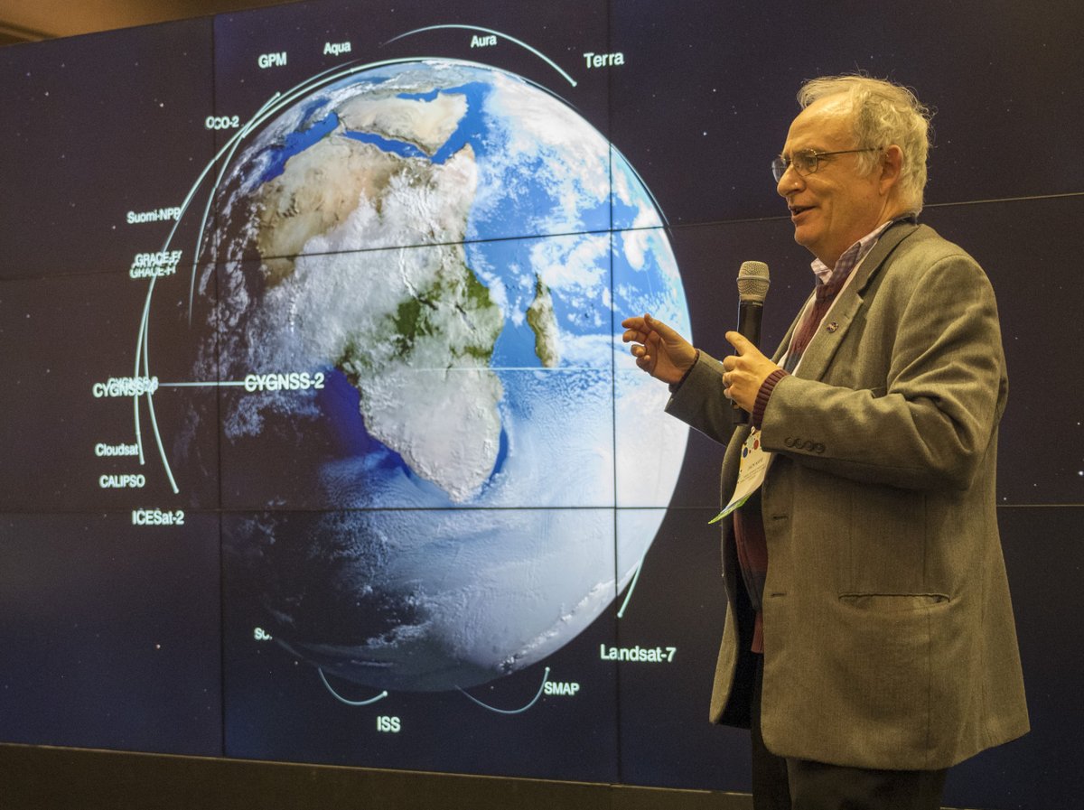 Only 1 more chance to ask Dr. Jack Kaye all your questions about Chemistry research and opportunities with <a href="/NASA/">NASA</a>! Starts at 3pm EDT/12pm PST go.nasa.gov/31ch2lt #ACSFall2020