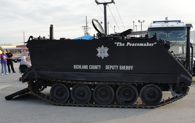 Jo Jorgensen On Twitter I Will End The Supplying Of Surplus Military Equipment Like Tanks And Tear Gas To Over 8 000 State Federal And Local Police Forces Americans Shouldn T Feel Like Enemy