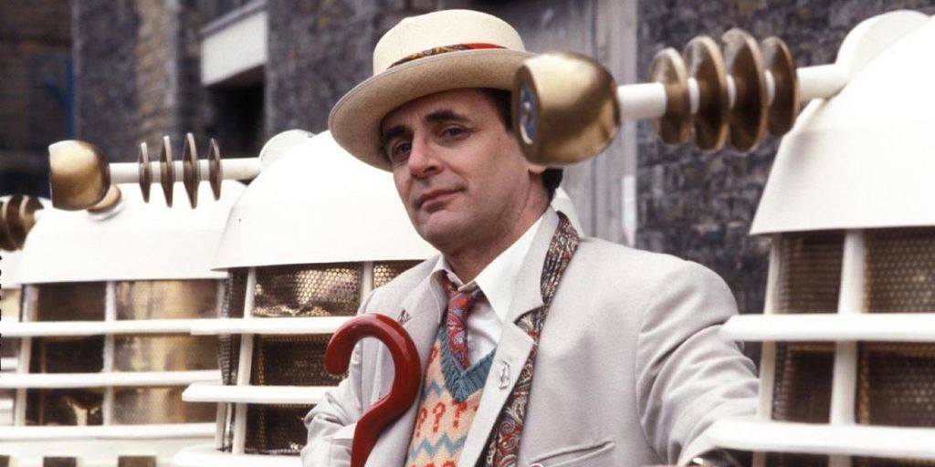 HakesAuctions's tweet photo. Join us here at Hake's in wishing a Happy 77th Birthday to @DoctorWho star #SylvesterMcCoy, who was born this day in 1943! To the #TARDIS!
#ComicWow #DiamondInternationalGalleries #PREVIEWSworld #DoctorWho #SylvesterMcCoy #SeventhDoctor #Whovians #BBC #BBCAmerica https://t.co/6g2L2kGyk3