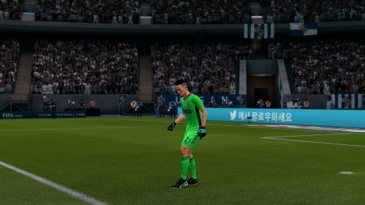 utd_km's tweet photo. 8K kit textures for #Fifa20.
They look damn hot ingame 🔥
(*please give feedback and take part in the surve in the comments please)

#modding #KMUTD #MMT #8K #details https://t.co/YEHS4KDY4m