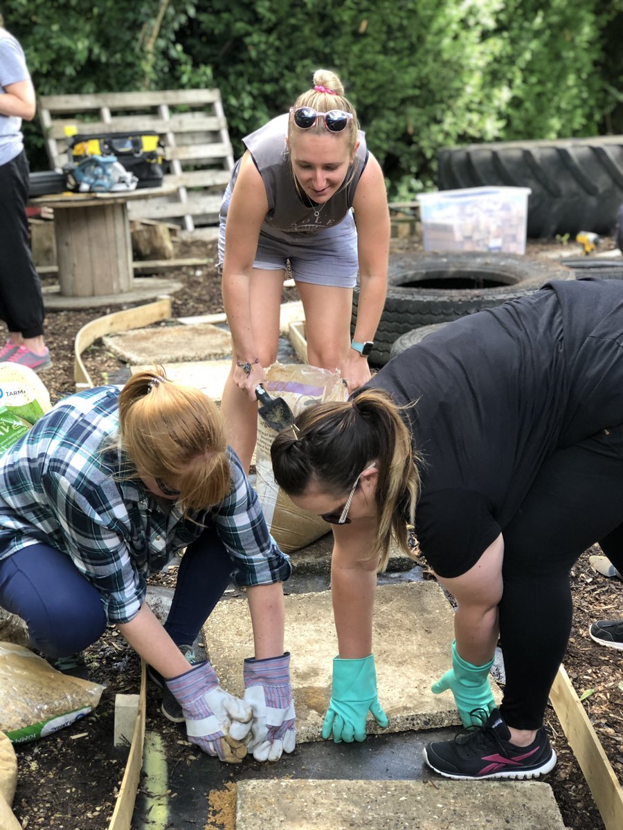 ThomasHardingJS's tweet photo. Such an incredible effort today from the whole team today, building our βaspire and grow togetherβ recovery garden. #aspirevalues #teamth #itsallaboutthechildren https://t.co/y8tgFNKJrj