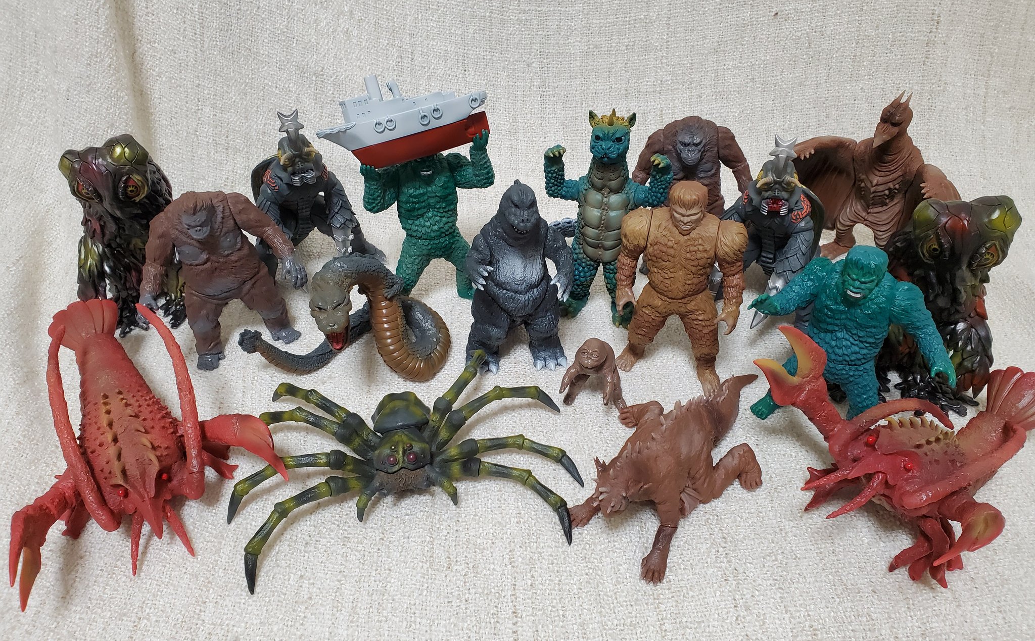 Y・MSF メカギラス ソフビ ぶら下が ウルトラマン80 レトロ Y・MSF メカギラス ソフビ ぶら下が ウルトラマン80 レトロ