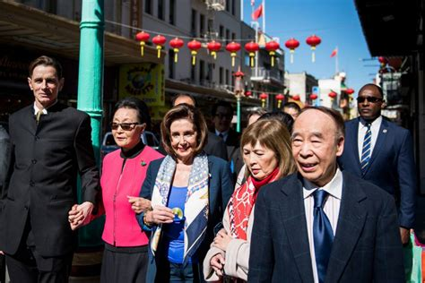 14) DJT bans travel from China, Ds melt down. Pelosi & NY official encourage partying in Chinatown.