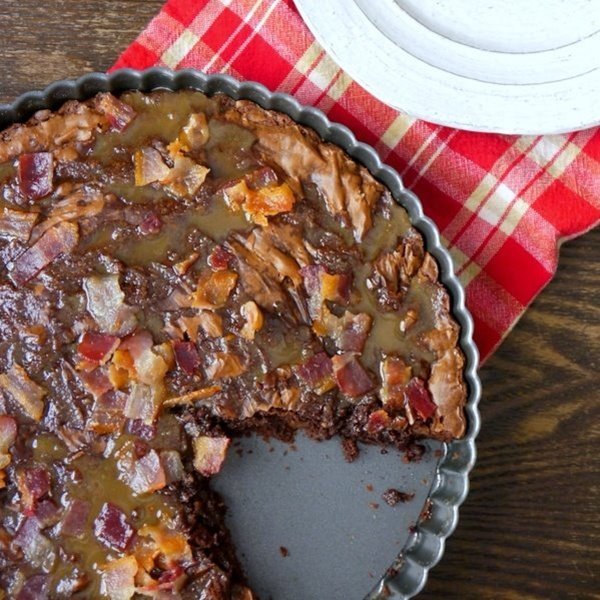 MaryMarblesBlog's tweet photo. Who loves #bacon? We have some amazing treats for you! Available for the next 4 days only! Here's our Salted Caramel Bacon Brownies
https://t.co/5Q0mDry4ow #yummy #BaconLoversDay #sweettooth
#foodblogger #canadianbaker https://t.co/AB4YmUVg13