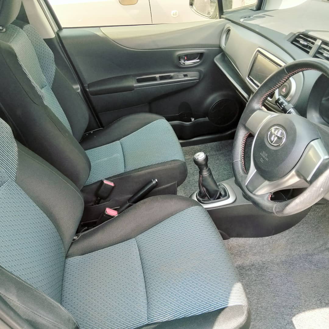 deluxecardeals's tweet photo. π₯TOYOTA VITZ RS SPORTS ~ MANUAL ~ 1500CC ~ 2013 MODEL ~ LATEST REGISTERATION ~ HIRE PURCHASE AVAILABLE ~ PLEASE CALL OR WHATSAPP FOR PRICE, PICTURES & MORE INFO π²0768-823-843
#deluxecars #toyotavitz #vitzforsale #carforsale
#CNNnaKilimo
#staysoberstaysafe https://t.co/oFuZBinRgS