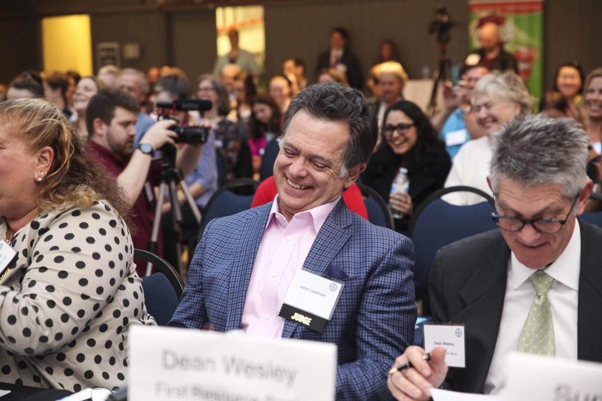 All smiles from the judges as our YEA! students present their pitches!
.
#YEAPhiladelphia #Entrepreneurs #Investors