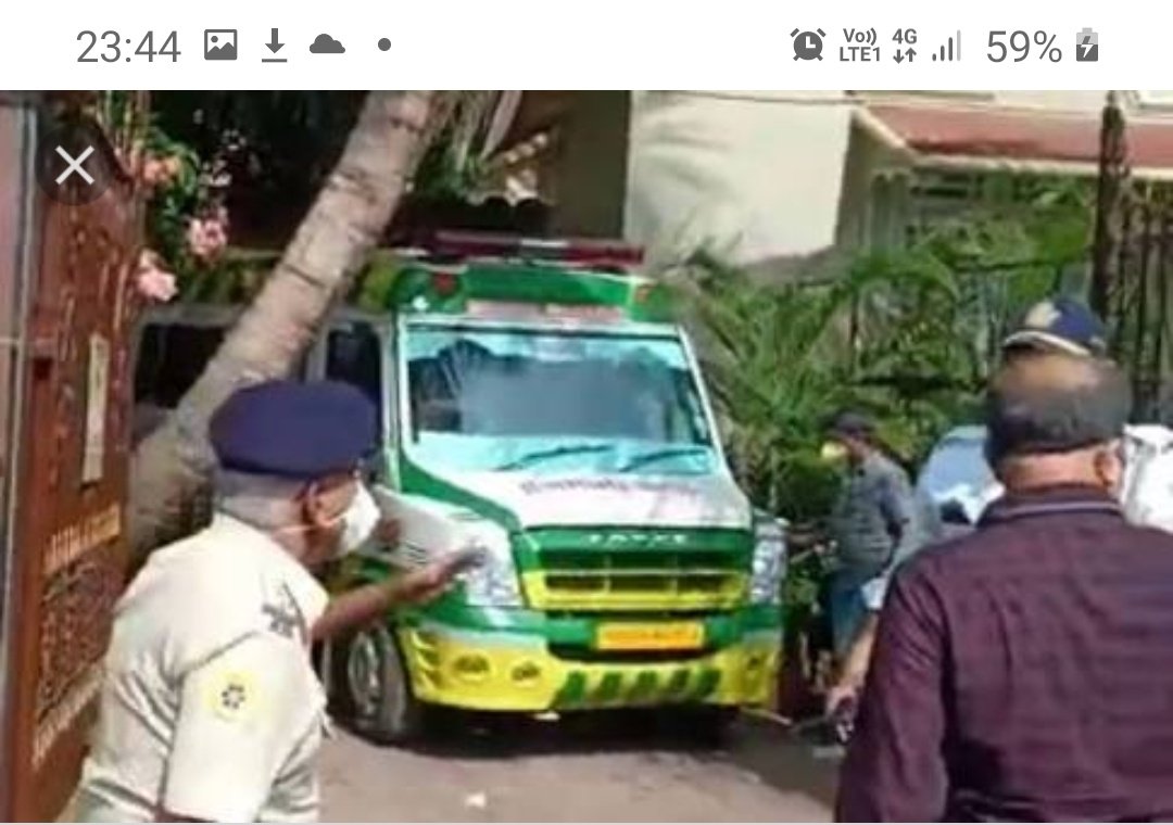 (13/n)  #1stStepToSSRJustice17.  #CBIForSSR should interrogate  #MumbaiPolice on the 2 ambulances mystery & also, not sealing the crime scene.18. Why others were allowed freely to the crime scene other than SSR's sister  #MeetuSingh? #SushantSinghRajputDeathCase  #CBITakesOver