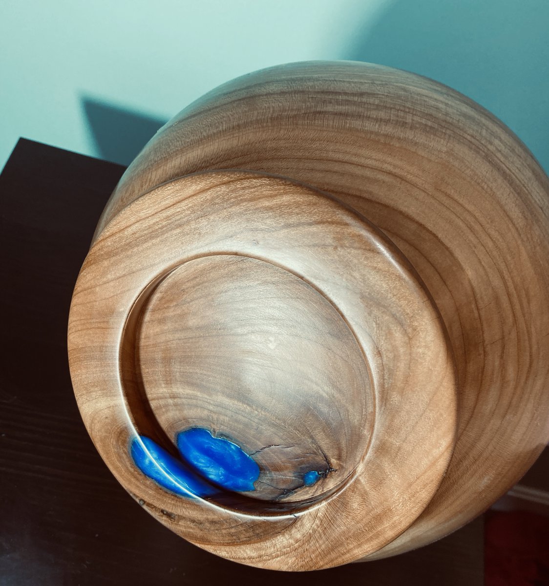 CarveNPour's tweet photo. Sky Blue Resin Fill on Cherry Hardwood Large Pedestal Natural Edge Bowl

What a pleasure it was to turn and finish this lovely piece. https://t.co/hAkAWMlOnP