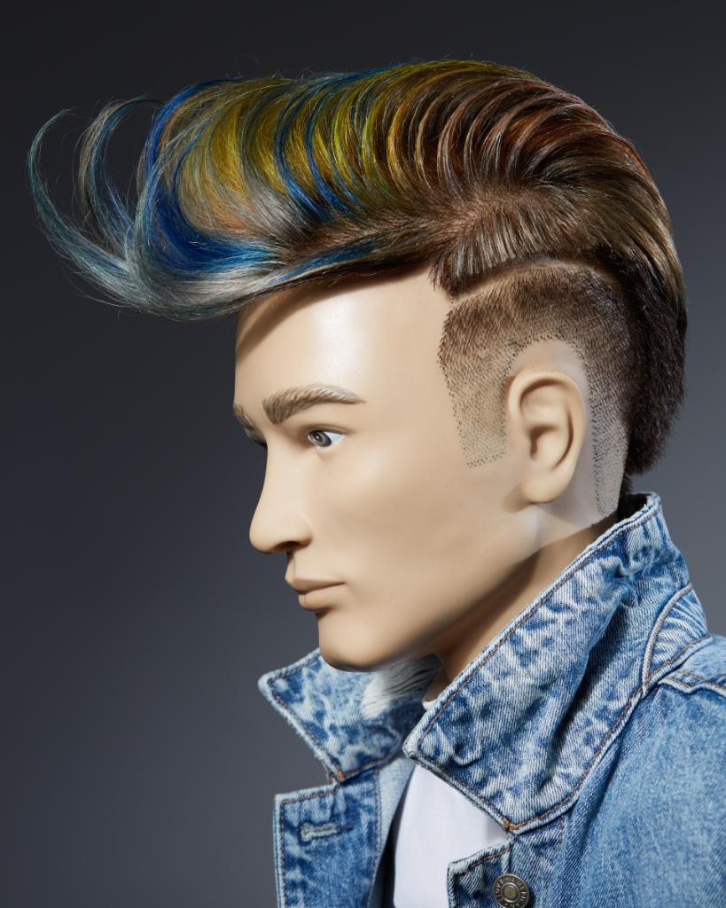 WellaEducation's tweet photo. Wishing you could style like #BEA2020 Men's Artist Winner, Rafael Ortiz? Now you can! 👏
.
#PROtechnique:
Apply #SEBMAN The Sculptor to damp hair. Blow dry hair with a paddle brush by leafing the hair forward and back. Form and finish the shape with The Fixer Hairspray. https://t.co/WFpboNIr9D