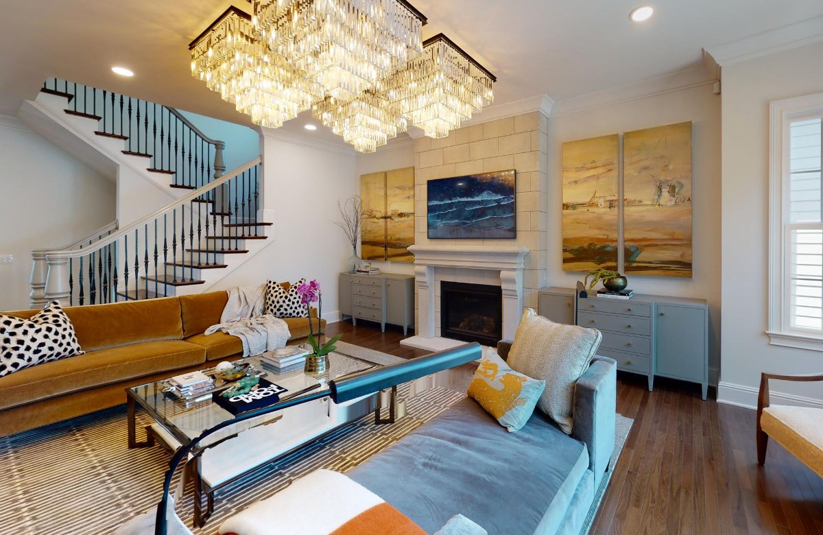 Make sure to take your virtual tour of The Rosewood by Ramage Company! It's as simple as following the link below:

my.matterport.com/show/?m=ZJyx19…