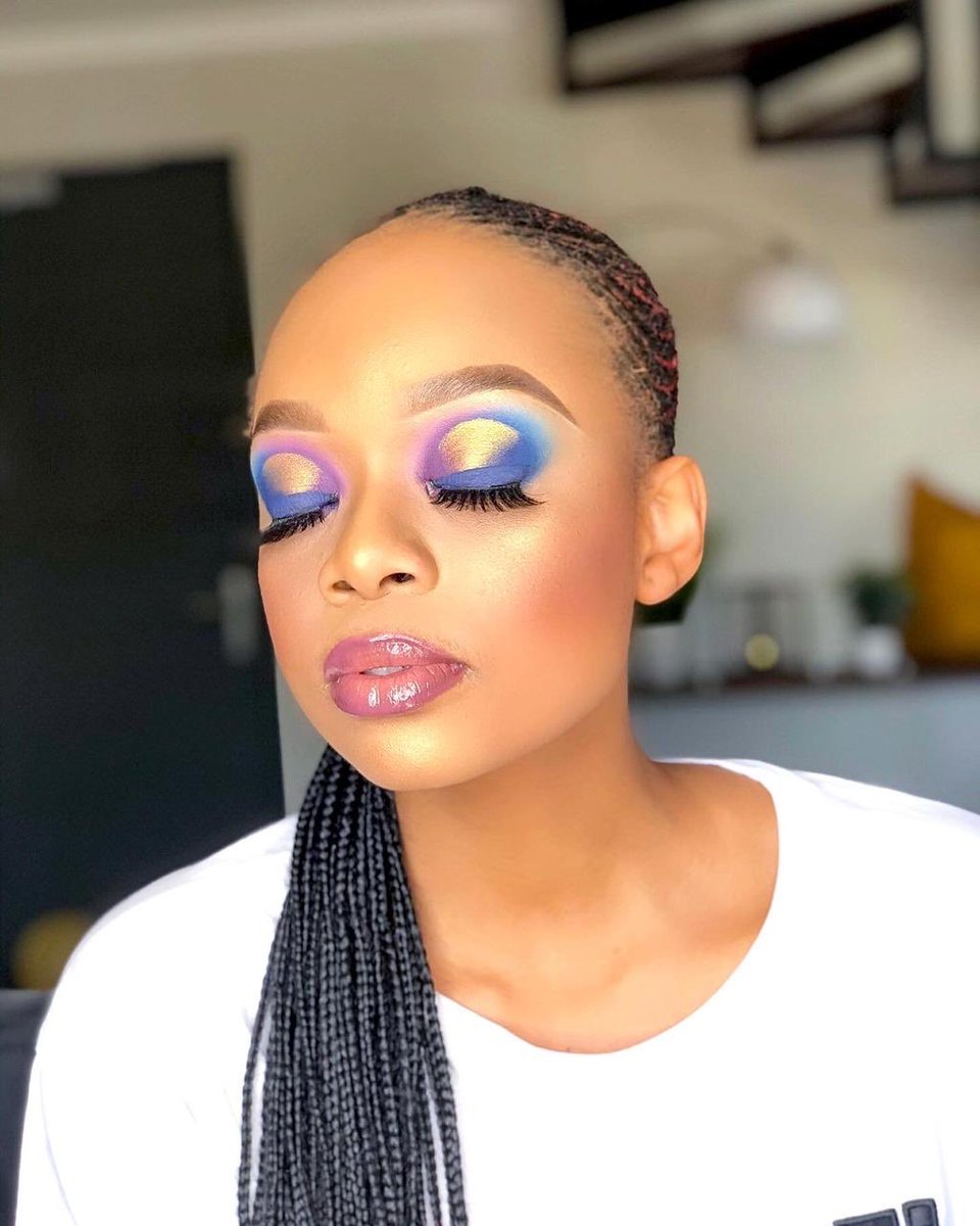 ThandohM4's tweet photo. Sickening blending skills😩

IG:breed_of_beauty https://t.co/sTI2lDyC6n