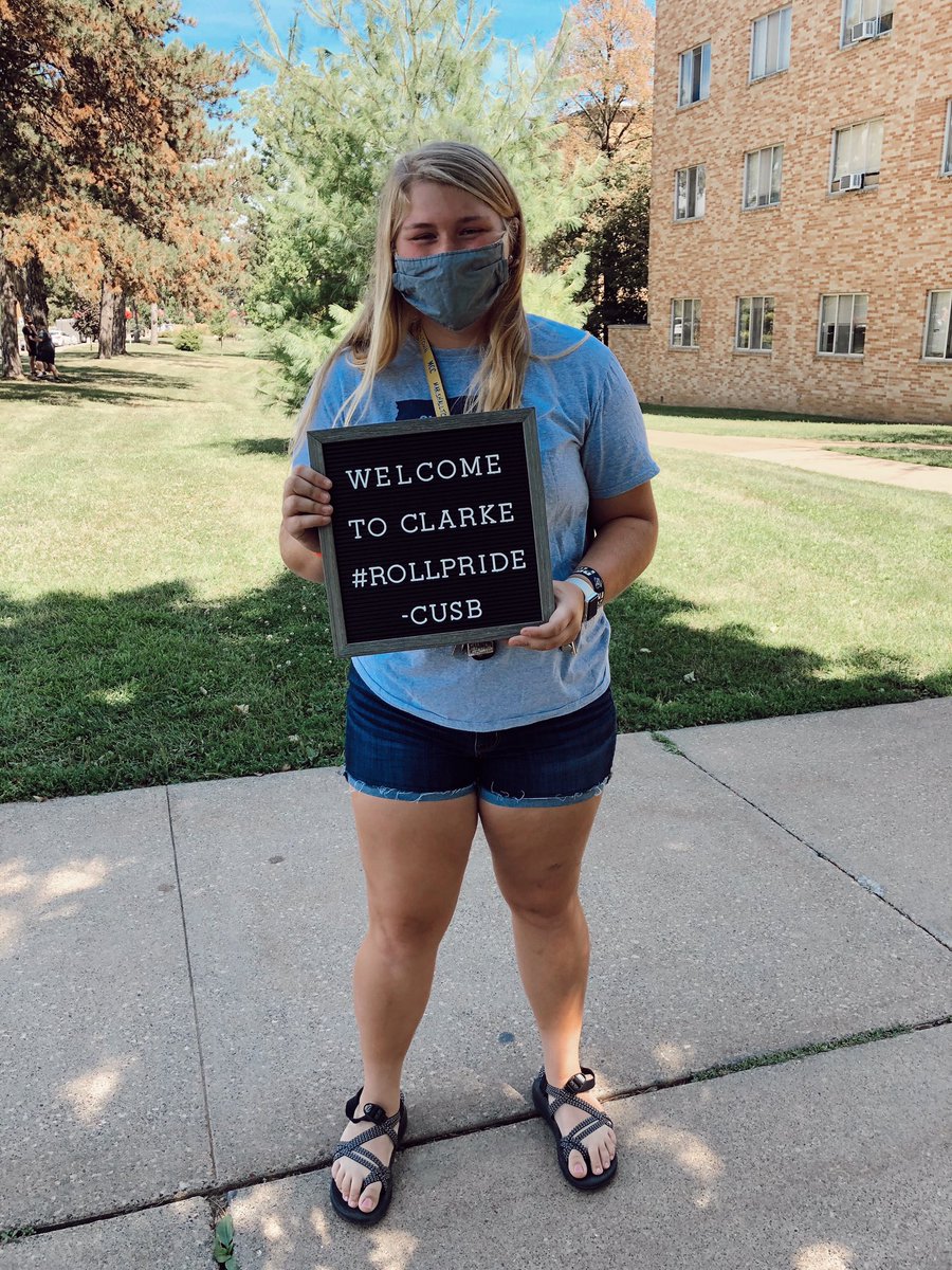 clarke_softball's tweet photo. They are here and they are trickling in!
We are so excited to have you on campus.
Mask up Clarkies, these athletes have some learning to do and are ready to be back on the field 🤩
#ClarkeMoveIn | #RollPride https://t.co/C7Ss6Urqjf