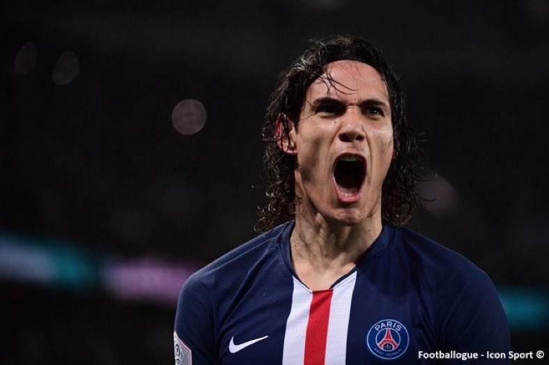 Footballogue's tweet photo. [#Mercato🔁] 🔴 BREAKING !

Edinson Cavani va se rendre à Lisbonne lundi pour signer avec Benfica ! Trois ans de contrat et salaire de 10M€/an ! 

(@SkySport) https://t.co/aKYXIVqGG0