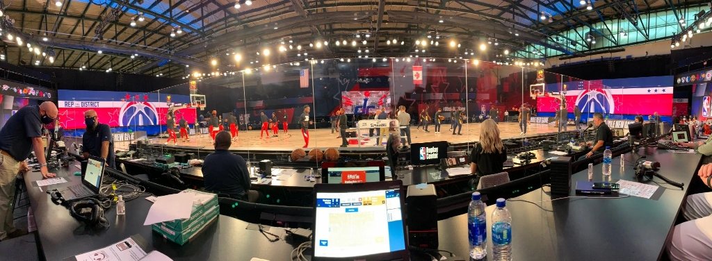 IUIndianapolis's tweet photo. An IUPUI instructor is teaching his students from inside the NBA Bubble. 🏀 https://t.co/RAON0uZ3rt https://t.co/hBbtNxMhml
