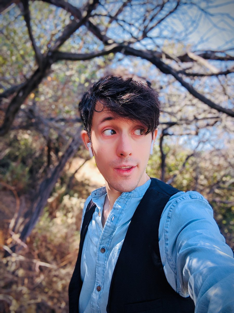 We went to all the best spots in LA and filmed a little looping track music video using just the @oneplus_usa
OnePlus Buds and the OnePlus 8! Check it out! https://t.co/oPSFMlEKoE
#OnePlusPartner https://t.co/2jtmFsHSlF