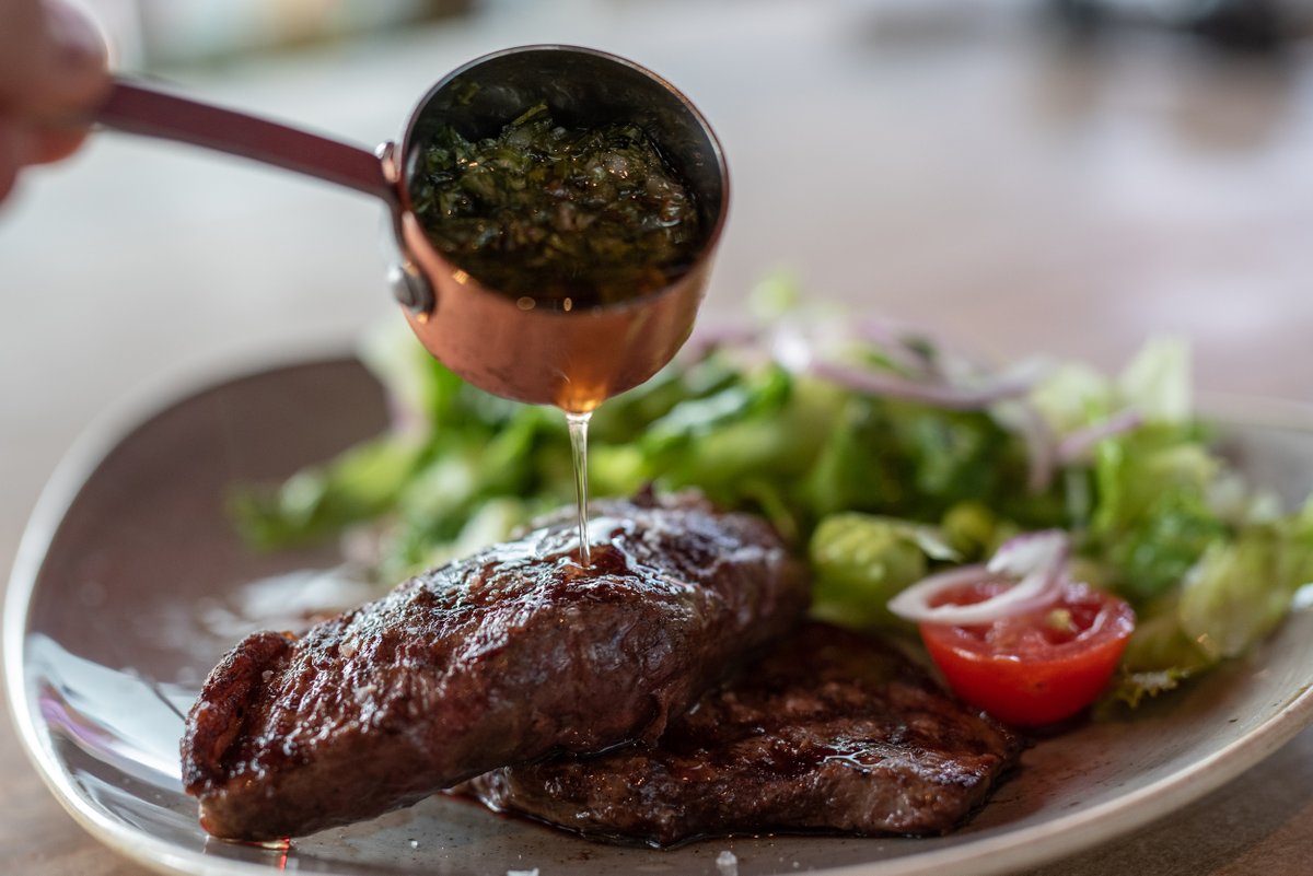 Our 𝐋𝐮𝐧𝐜𝐡 𝐒𝐩𝐞𝐜𝐢𝐚𝐥𝐬 are back! Endless options every week of delicious dishes created by our talented chefs.  
#LunchSpecials