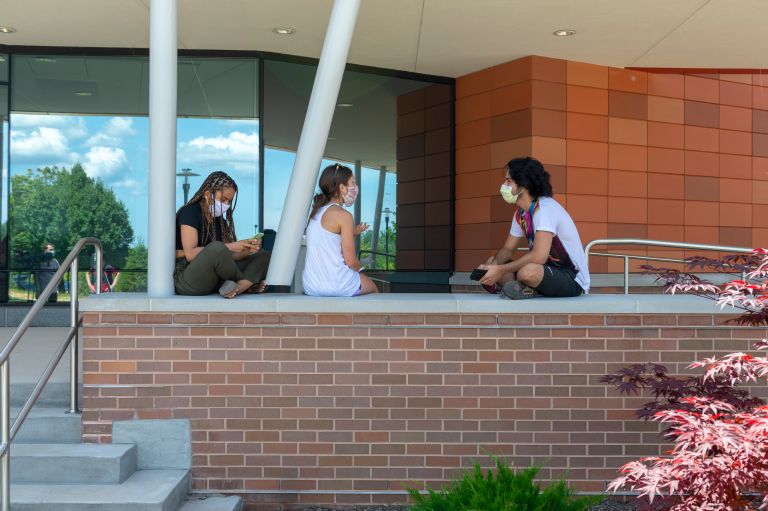 For the upcoming fall semester, construction teams have put in some amazing work to ensure RIT is ready for a successful academic year! Other than roof repairs and small maintenance projects, here are a few major construction changes.
rit.edu/behindthebrick…