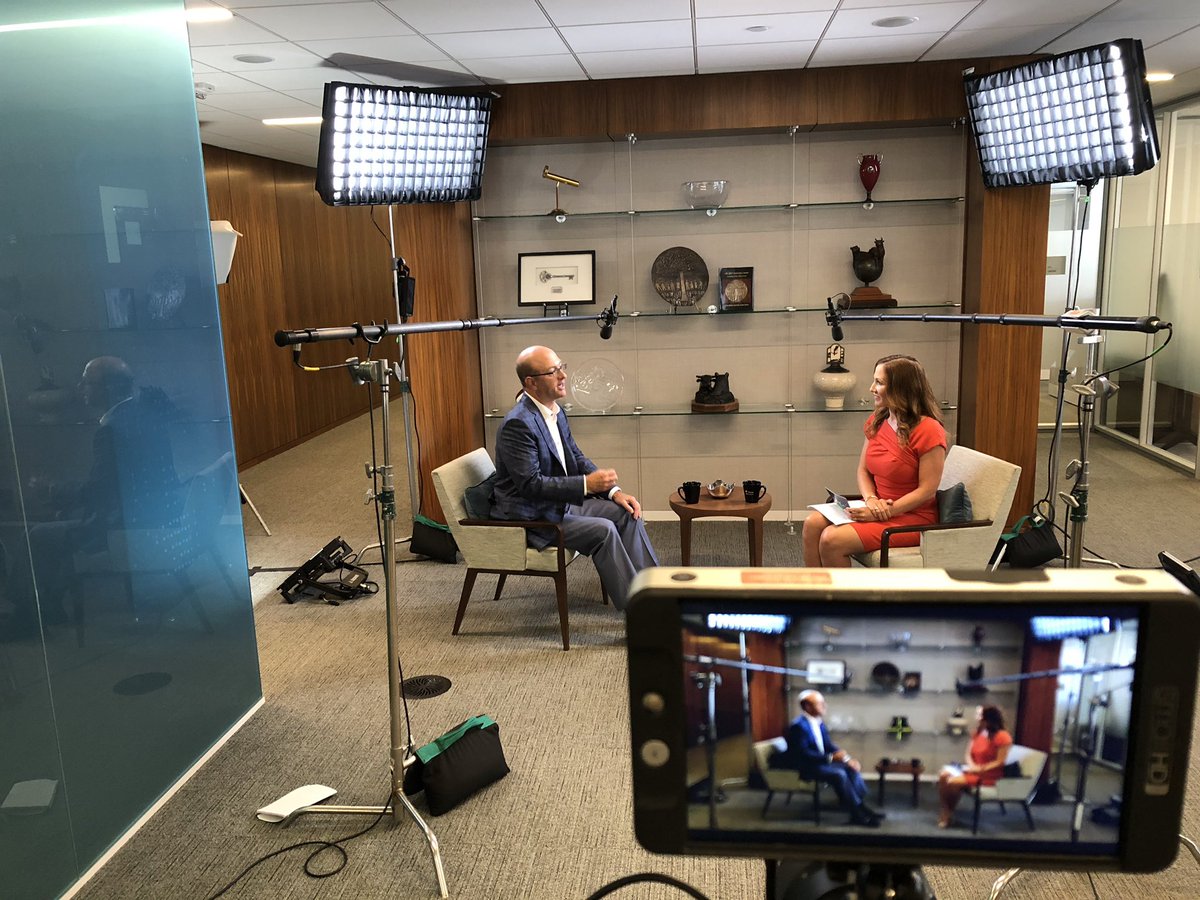 jenrochepr's tweet photo. BTS #LPLFocus Day 2

Here we go!! @LPL @DaytonSemerjian https://t.co/eHBnJkKFIS