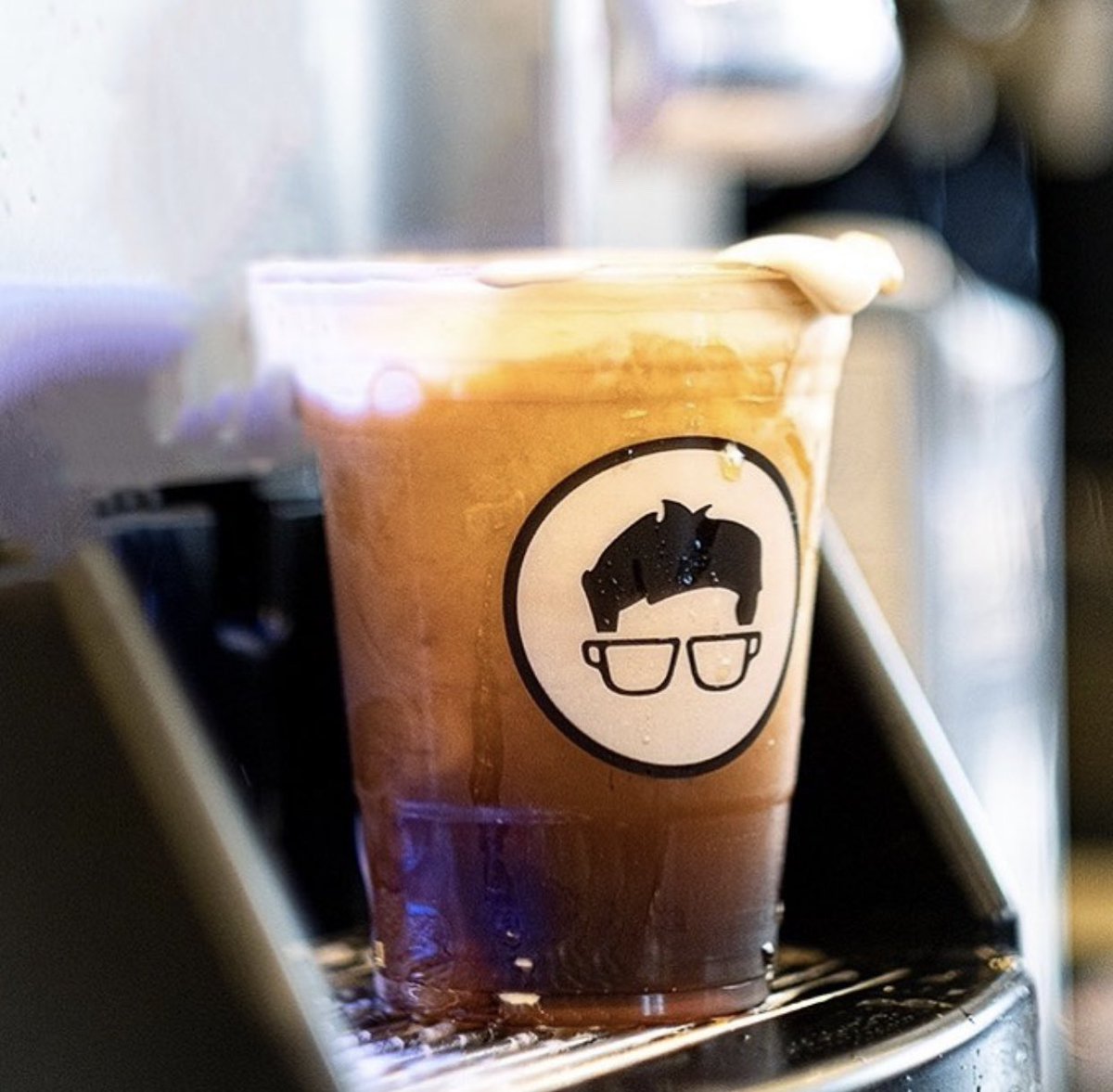 Join us for happy hour! 1/2 off any size Nitro cold brew when you pay through our app! Today only!! https://t.co/ZUeq6MhsrS