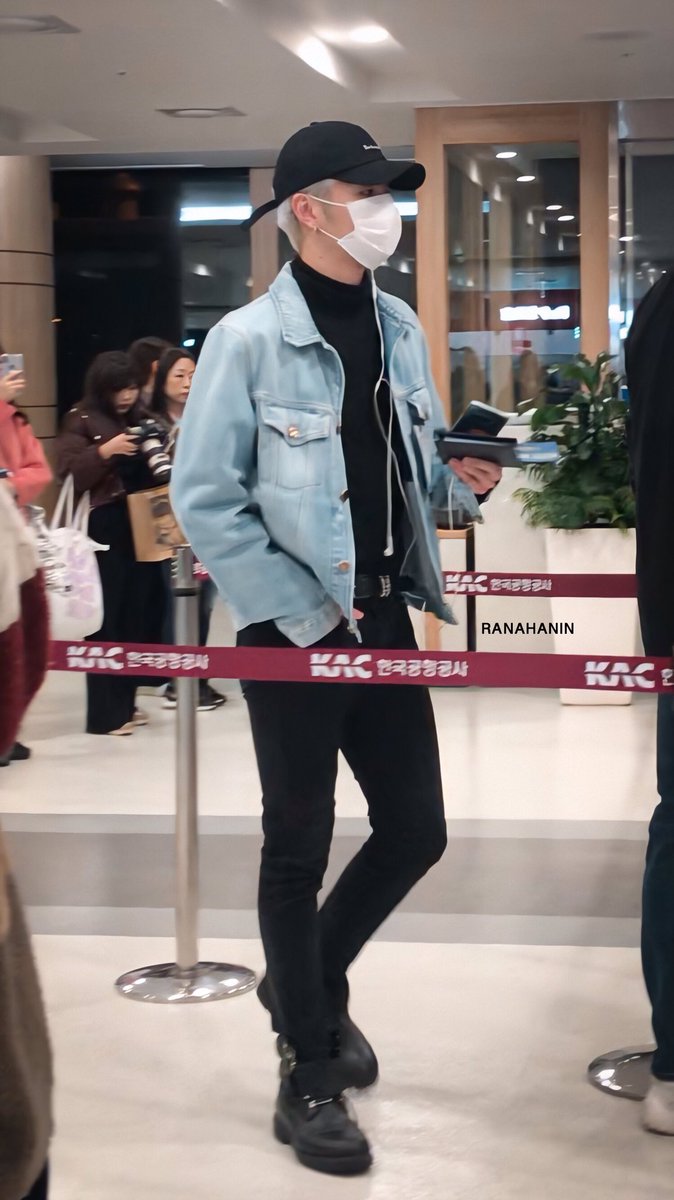 준회 청자켓 좋아 ㅠ ㅜ