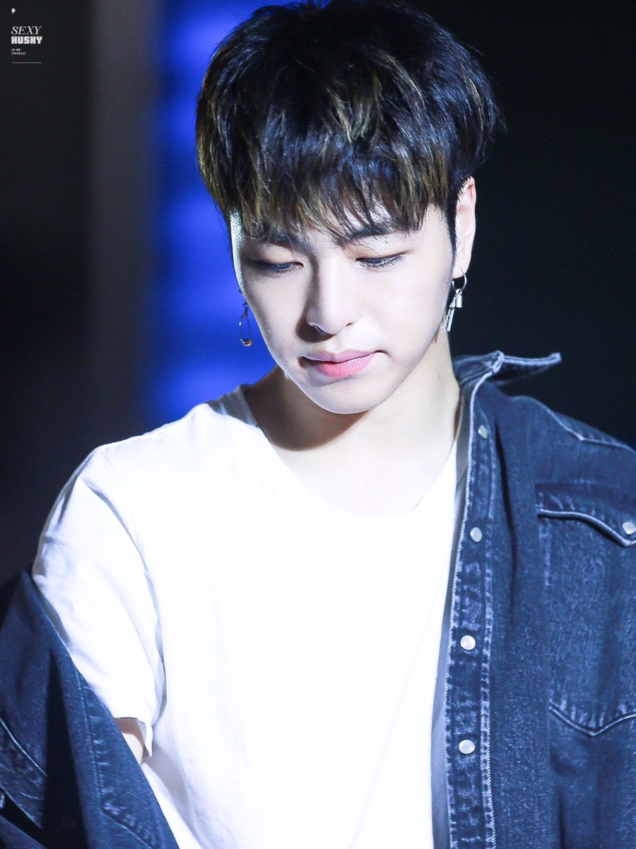 준회 청자켓 좋아 ㅠ ㅜ