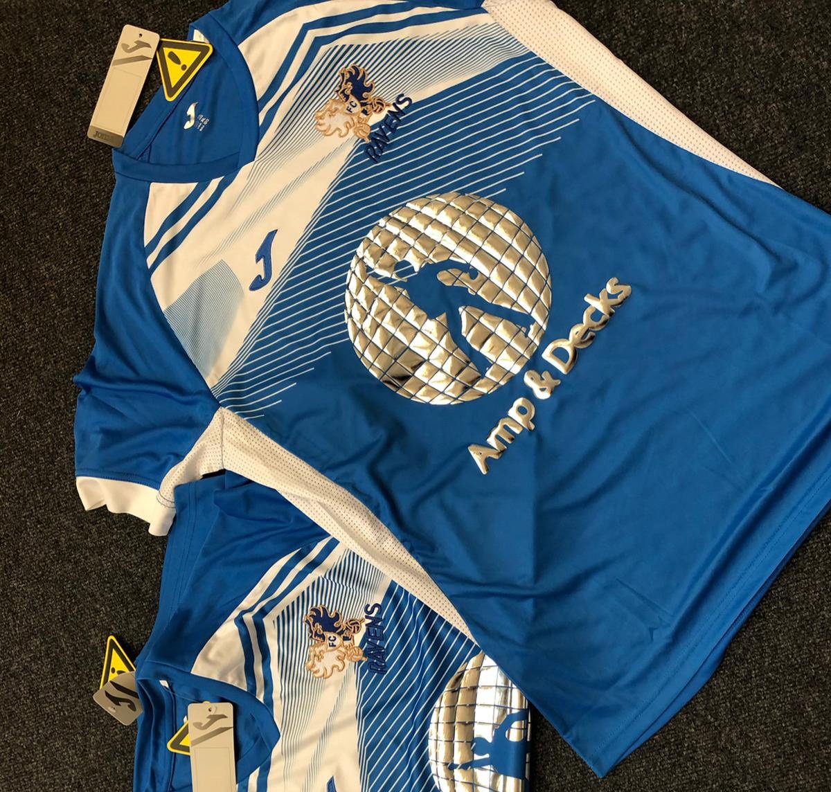 Legends Vets new kit and new sponsor <a href="/Ampndecksents/">Ampndecksuk</a> , this will be getting its 1st outing this sat ...thanks to Amp &amp; Decks for there sponsorship for the coming season ...if you need a DJ these are the people to contact... #COYR #ampanddecks