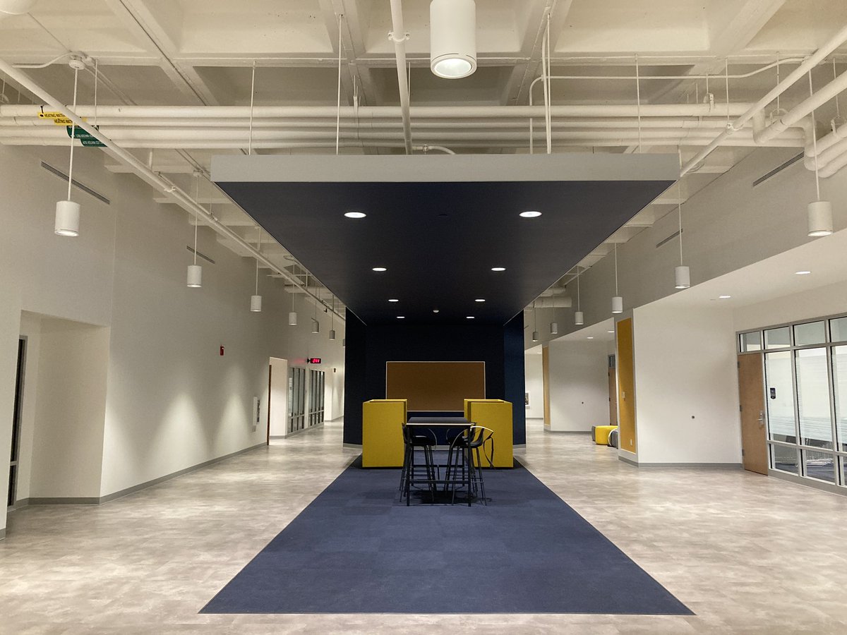 Can you guess where each photo was taken? 🤔
Take a read of what we've been up to this summer and maybe you'll find out: blog.utc.edu/news/2020/08/i…