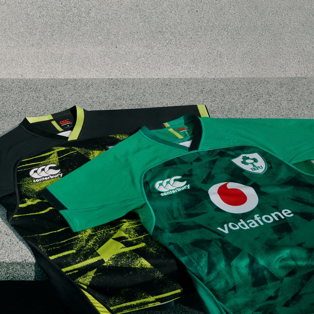WIN ☘️

🥇Grand prize: 2x tickets to Ireland v England clash in the @guinnesssixnations tournament 2021.

🥈Mini prizes: every hour between 11:00-22:00 TODAY, we're giving away a brand new Ireland Jersey.

TO ENTER:
1. Follow @Canterburynz
2. Like &amp; RT this post

#ANewHorizon
