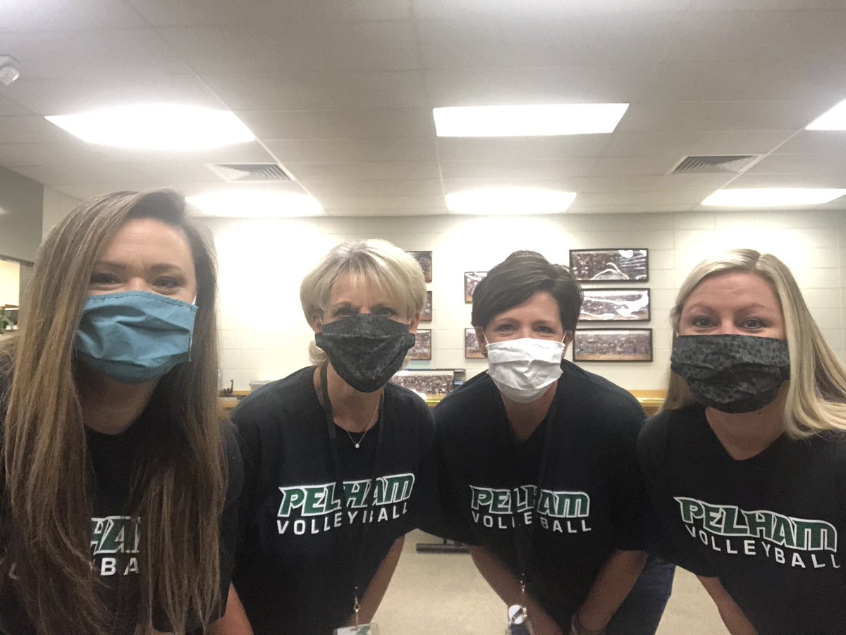 PelhamHighAL's tweet photo. #pelhamfirstday round 2!!! It’s a great day to be a Panther!! https://t.co/oBMF0tiRgJ