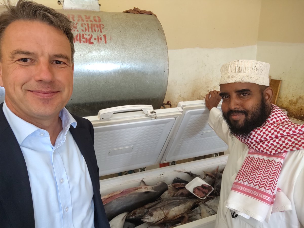 christianfbach's tweet photo. I Somaliland. Nu skal vi have lavet den @FairFishing  fiskefabrik med eksport, arbejdspladser, indkomst. Gode møder med ministre, fiskere og fiskehandlere. @warfairdk PS Og ingen Coronavirus siger de..... https://t.co/MkuCvd3Y5m