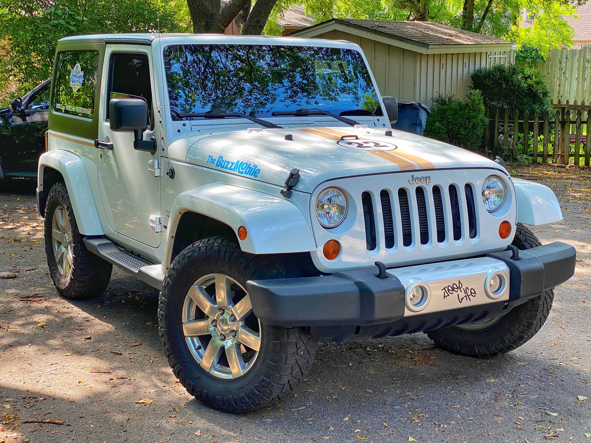 EnidBuzz's tweet photo. Jeep Life! Here’s the new BuzzMobile. I tried to stay a little more subdued. The official vehicle of Enid Buzz, That Buzz Guy, The 70’s Buzz Podcast, BuzzHead Radio, BuzzHead Media and Shaggy Duck. Thanks to Paul Stone with Signs on a Dime for the great work. #buzzmobile https://t.co/cyS9Xauhmz
