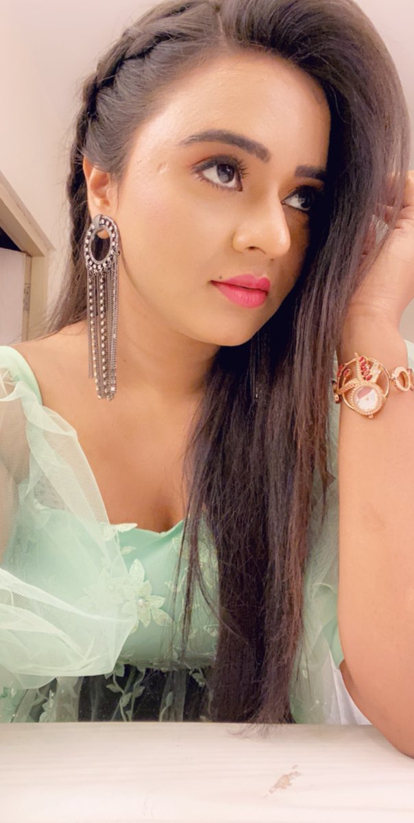 actress rohini tweet media