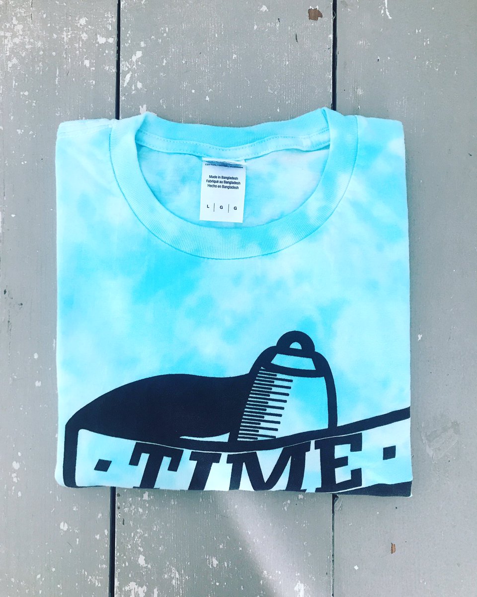 ItsTimeToRise's tweet photo. Grab yourself a tie dye Dagger tee! The shirt that started it all for us 🤙

https://t.co/i54F2C1G9m https://t.co/XbVCjjCah8