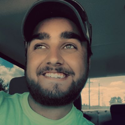 hunter_malone66's tweet photo. #NewProfilePic https://t.co/oiUDFunhCZ
