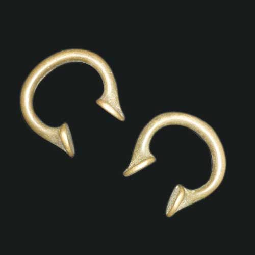 Calabar(Akwa Akpa) was the chief city of the ancient coastal kingdoms of the Bight of Biafra. It was here in 1505 that a slave could be bought for 8–10 manillas, and an elephant’s tooth for one copper manila.