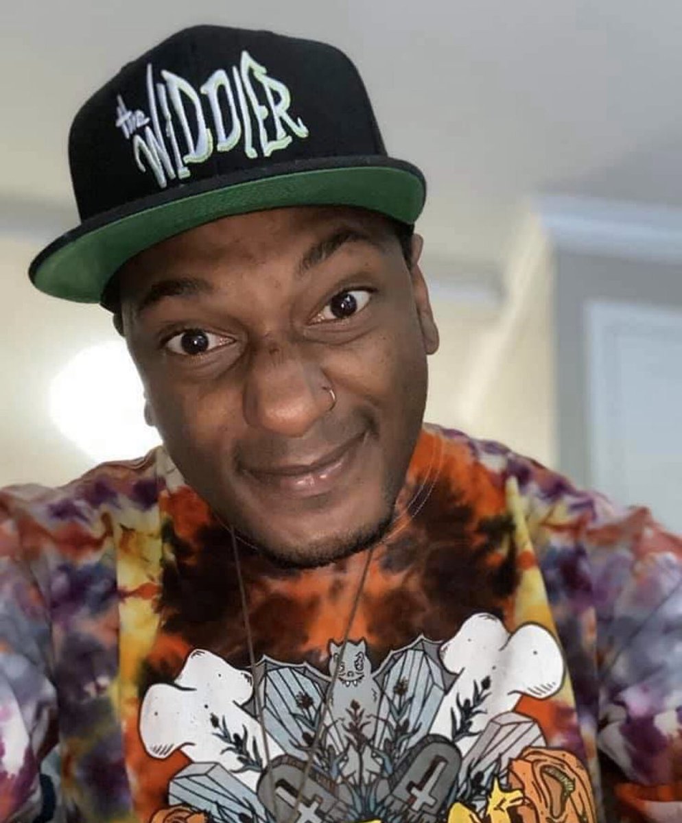 The_Widdler's tweet photo. Whoโs rockinโ some #Widdler gear?!
Lets see it!
Shop now: https://t.co/qte1XuzjXY https://t.co/fJ1neaGtA5