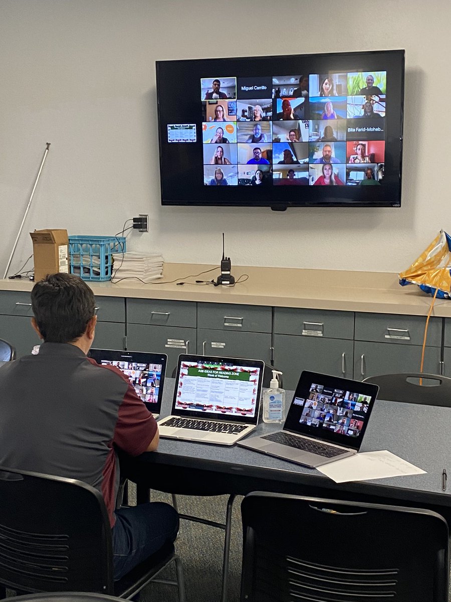 MSThunderhawks's tweet photo. Proud Principal Dr. Carrillo welcomes staff virtually!😎 https://t.co/1aC9bcdUbH
