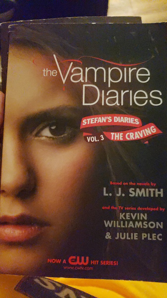 handonshipper's tweet photo. @julieplec @LegaciesW
We have books and comics for Vampire Diaries show and 3 books for The Originals. Can we get something for Legacies too? #legacies https://t.co/HPfvFylOFU