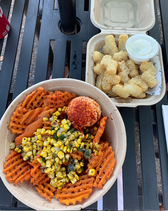 bhamrestweek's tweet photo. A $10 @LumbarBham lunch never looked so 😛😍 This deal is too good to pass up as it includes options for an entree, side and a drink! View their #BRW2020 menu here https://t.co/pEivtGwDSl. #BhamRestWeek https://t.co/Y6PCd3ZBoS
