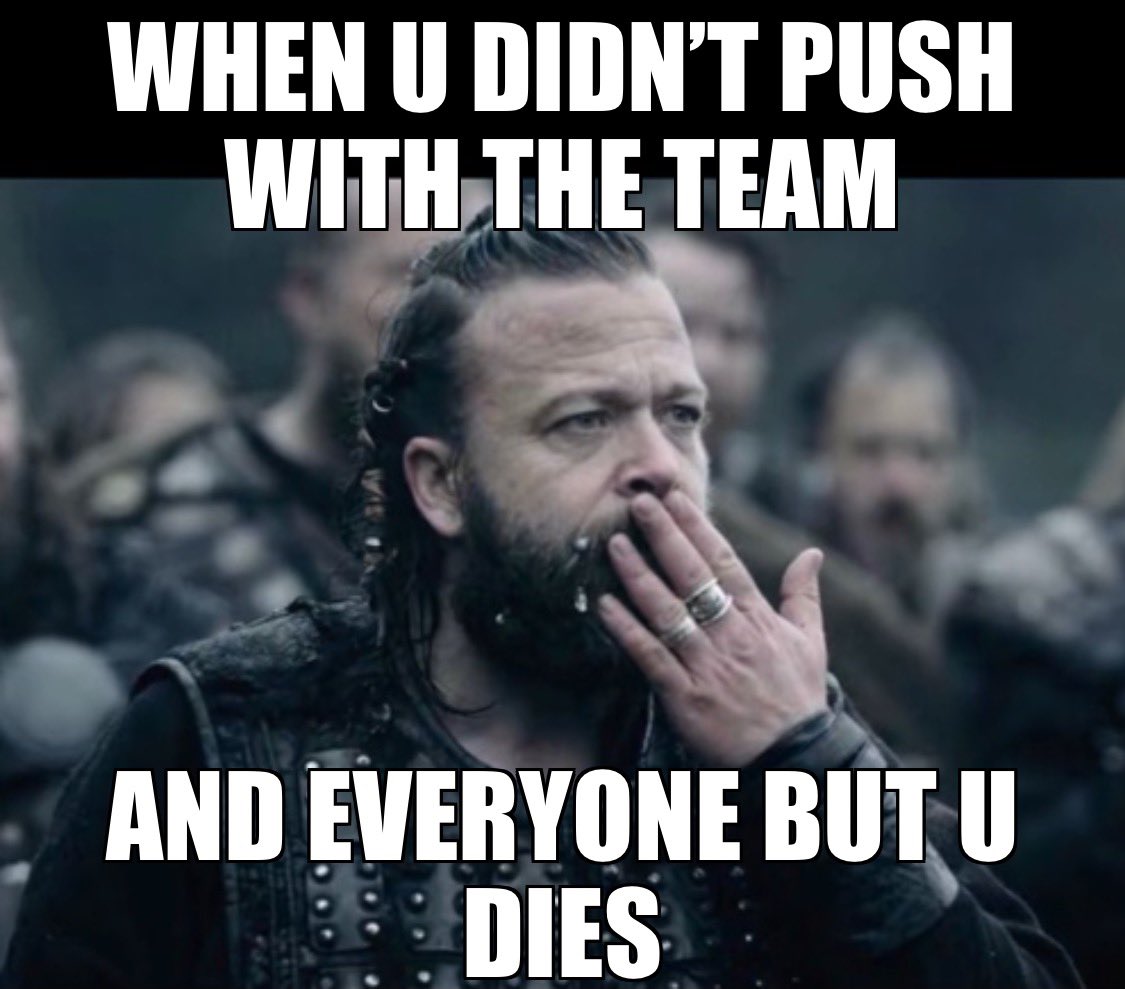 TheChoosen_Juan's tweet image. We all got that team mate 😭 #Norsmen #WarzoneProblems
