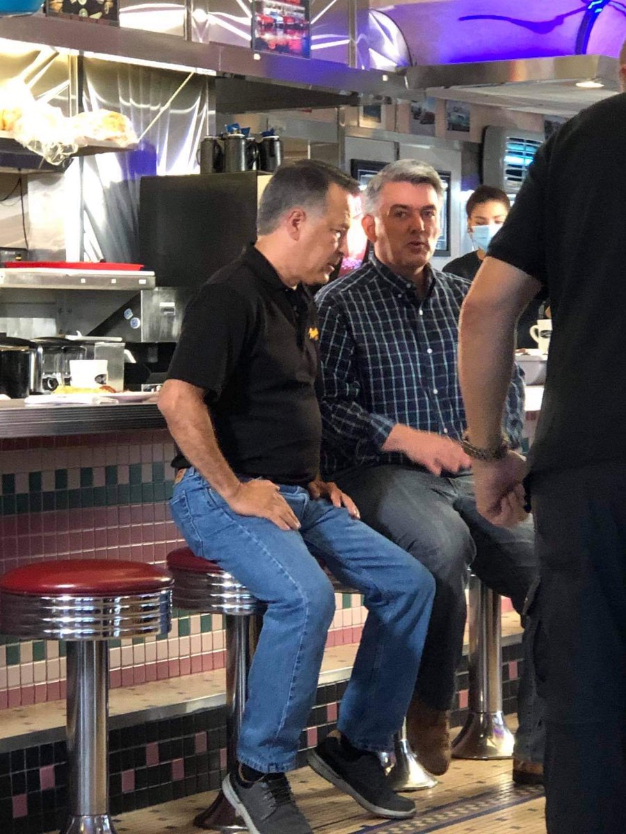 LongenbachHolly's tweet photo. @SenCoryGardner @COStateFire Nice try. But, this morning you were actually at Rosie’s Diner in Monument filing a political ad. You only wore a mask while the camera was rolling. You don’t care about Coloradans enough to wear a simple mask. #liar #covid19 https://t.co/XymIWmmxje