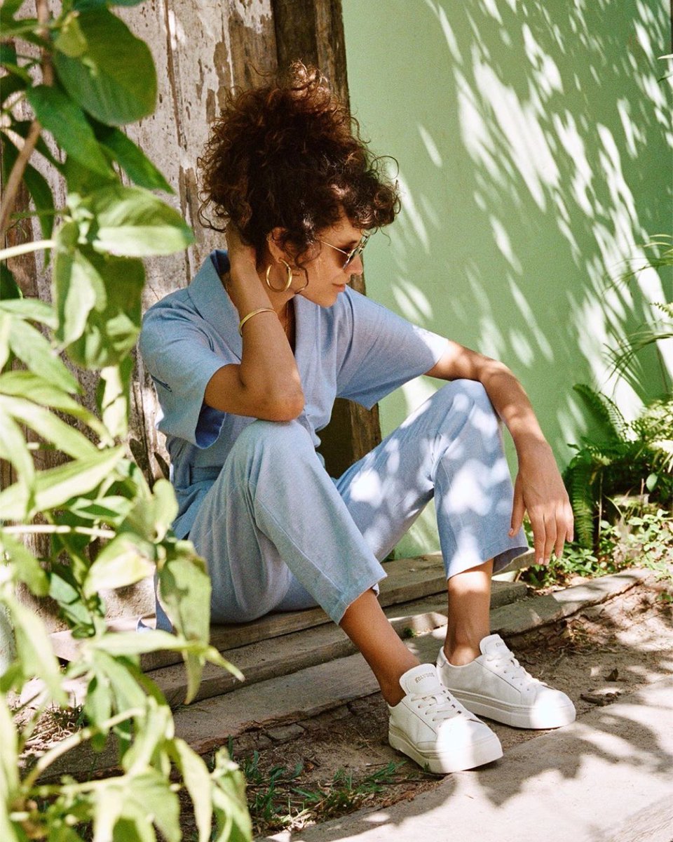 zip_usa's tweet photo. You can never go wrong with a pair of white sneakers. These comfy and cushioned @Soludos platforms are a fresh twist on the classic, and they're definitely going to be our go-to this fall. #splitin4 #quadpay https://t.co/xlfAREMd1y