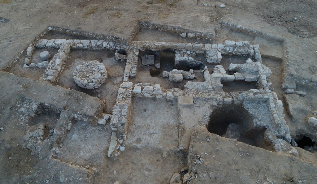 'Israel’s Oldest-known Soap Factory Found in Negev' - quite an interesting history of soap! #RomanBaths shttps://www.haaretz.com/archaeology/.premium-israel-s-oldest-known-soap-factory-found-in-negev-1.9076537