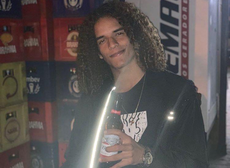 crlh_jota's tweet photo. Sorte de quem tem🙃 https://t.co/rEWp5dlfug
