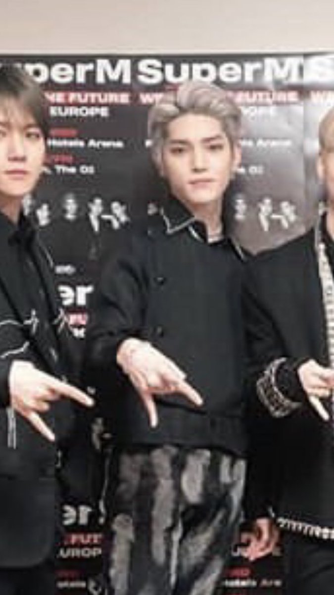 taeyong - 1/10what the fuck taeyong