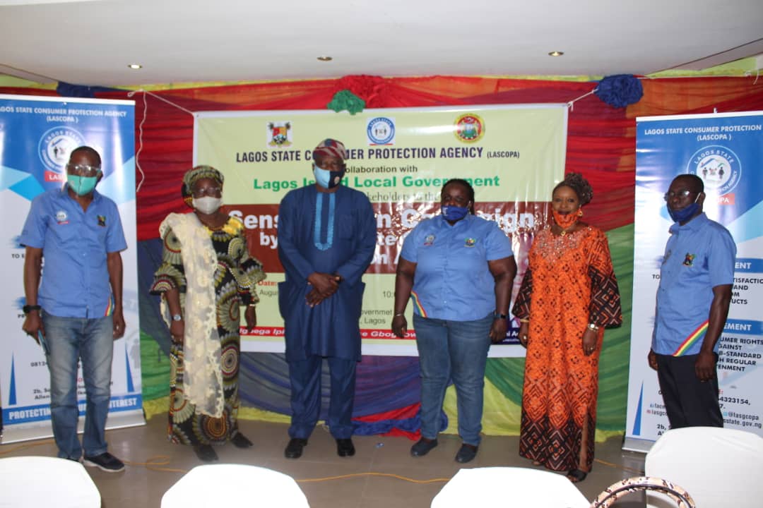 followlasg's tweet photo. The General Manager, Lagos State Consumer Protection Agency (LASCOPA), Mrs. Kemi Olugbode addressing participants during a sensitization campaign tagged "Know Your Rights" at the Lagos Island West Local Government Area today by LASCOPA
#knowYourRights #consumeright
#LASG https://t.co/ENmCb6Ash3
